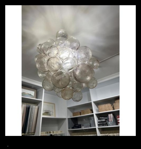 Effervescent Glamour: Bubble Chandeliers for a Chic Glow